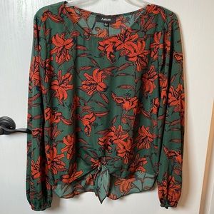 Floral print Aakaa  blouse orange and green print Large.